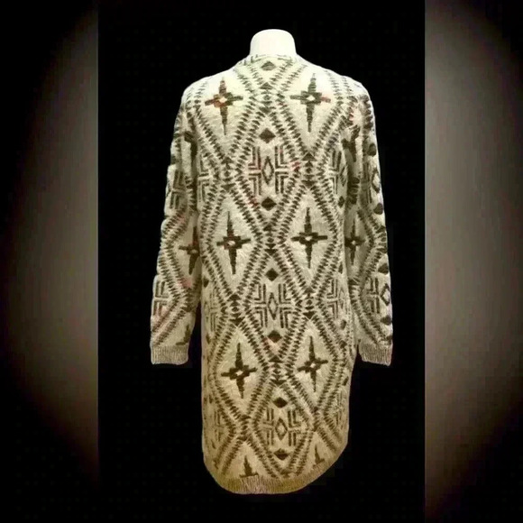 ANNABELLE- Boho sweater - Picture 6 of 7